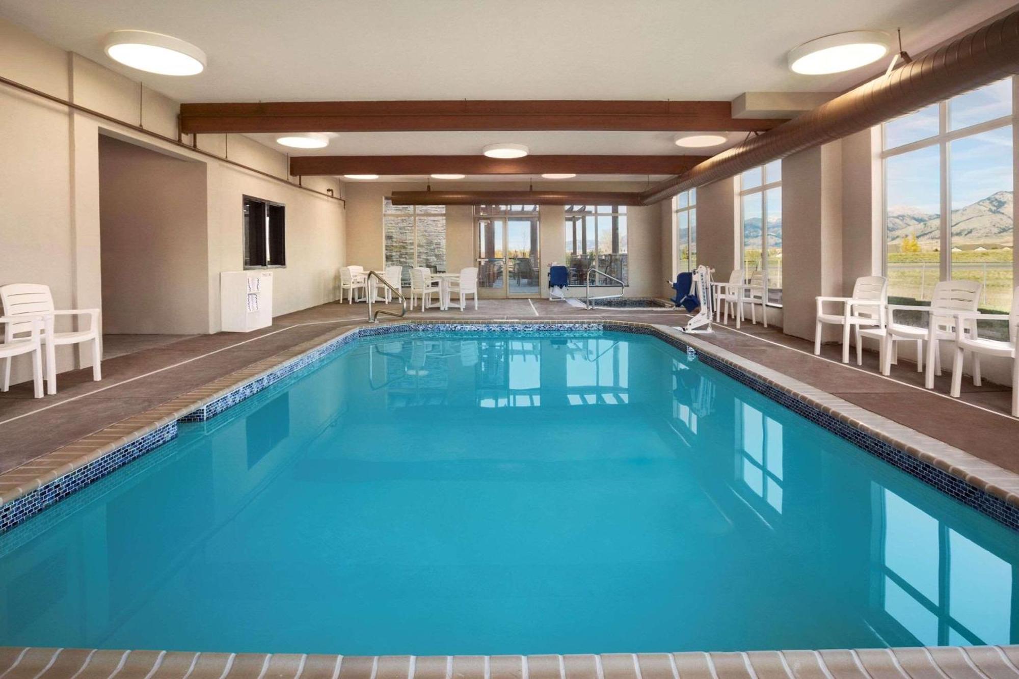Country Inn & Suites By Radisson, Bozeman, Mt Exteriér fotografie
